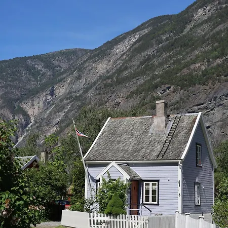 Veslegarden Villa Laerdalsoyri Exterior photo