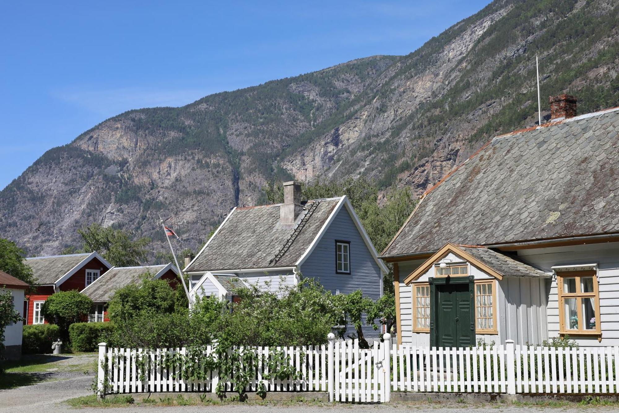 Veslegarden Holiday home